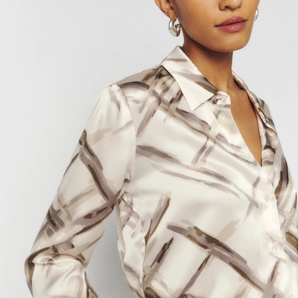 Reformation Sky Relaxed Silk Top Shirt Xs - Picture 2 of 4